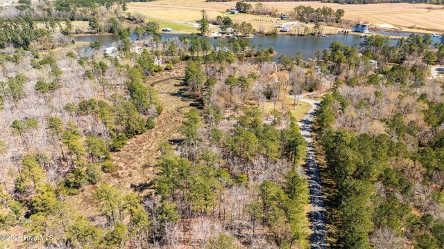 425 Plantation Parkway, Oriental, NC 28571