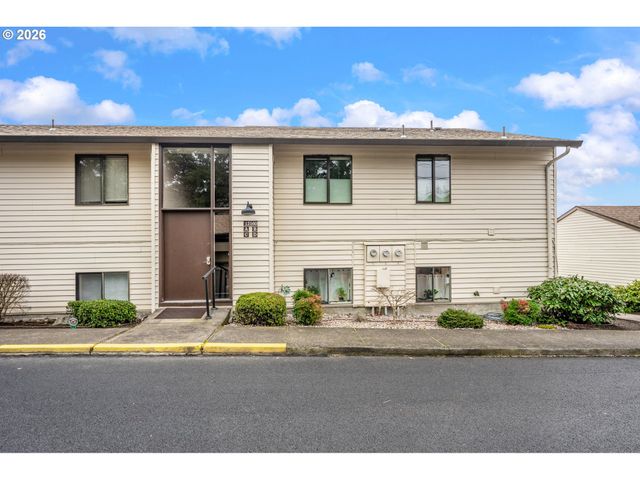 12160 Sw ROYAL Ct D, King City, OR 97224