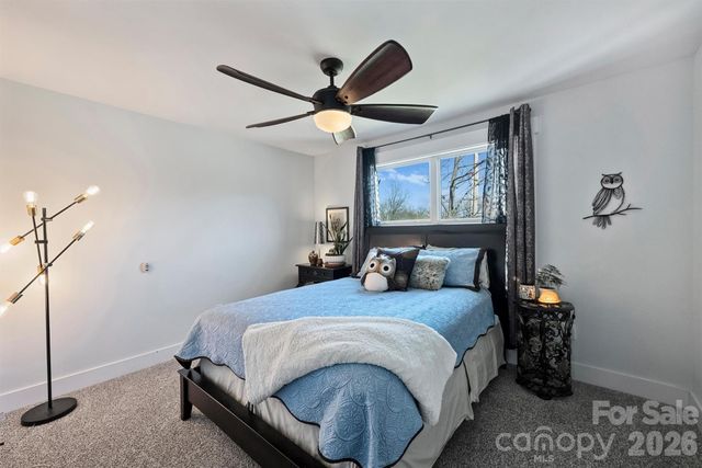 306 Breezewood Drive, Charlotte, NC 28262