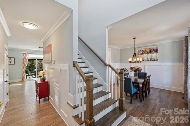 306 Breezewood Drive, Charlotte, NC 28262