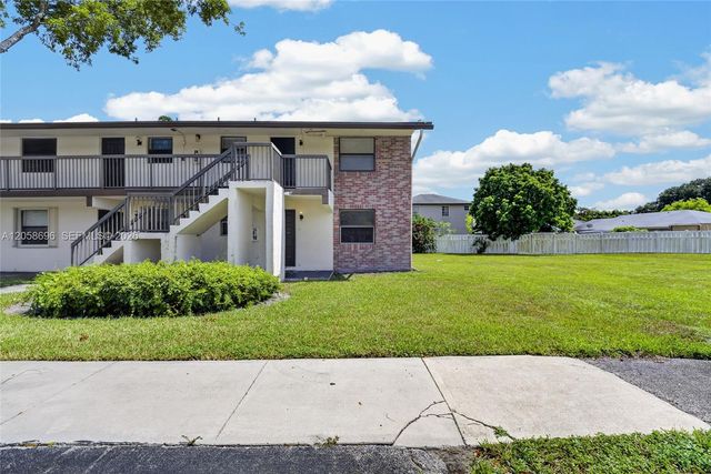 6001 Shakerwood Circle 108, Tamarac, FL 33319