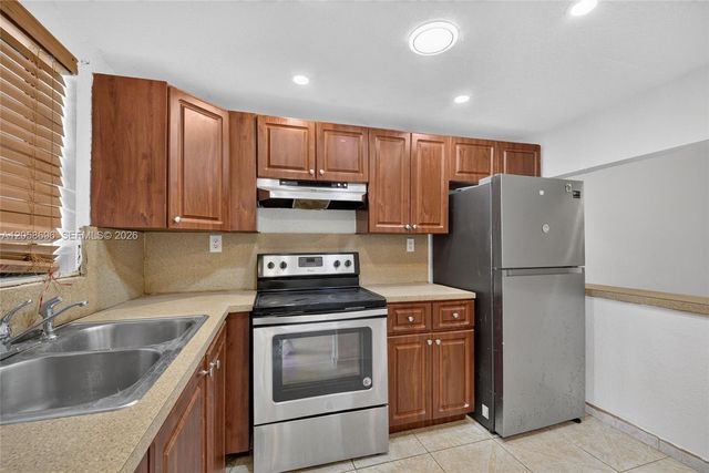 6001 Shakerwood Circle 108, Tamarac, FL 33319