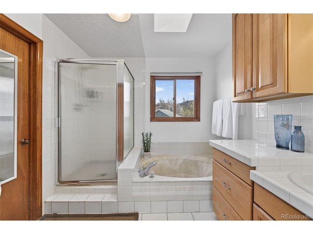 28 Willowleaf Dr, Littleton, CO 80127