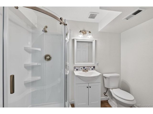 28 Willowleaf Dr, Littleton, CO 80127