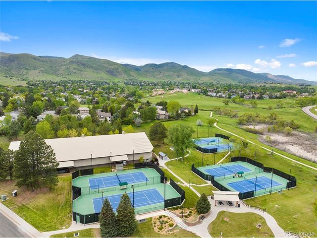 28 Willowleaf Dr, Littleton, CO 80127
