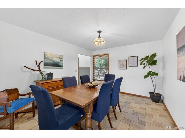 28 Willowleaf Dr, Littleton, CO 80127