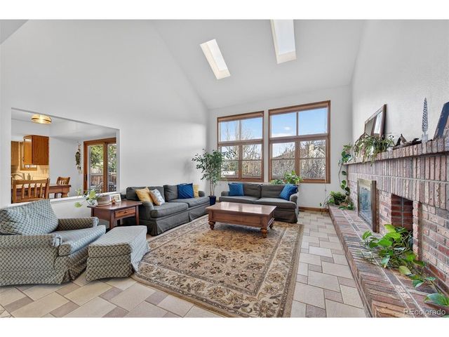 28 Willowleaf Dr, Littleton, CO 80127