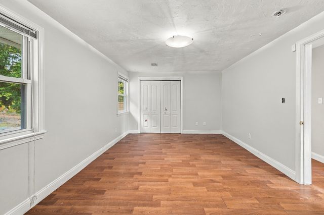 19 Waleco Rd, Brockton, MA 02302