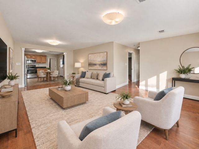 19 Waleco Rd, Brockton, MA 02302