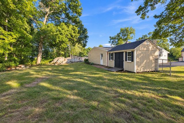 19 Waleco Rd, Brockton, MA 02302