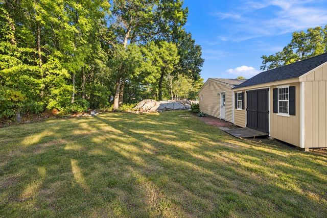 19 Waleco Rd, Brockton, MA 02302