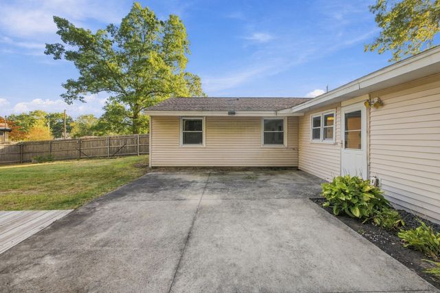19 Waleco Rd, Brockton, MA 02302