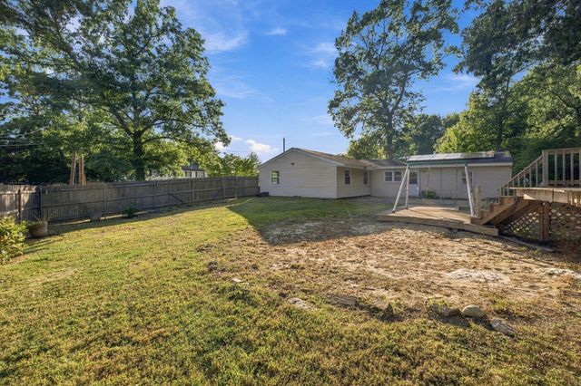 19 Waleco Rd, Brockton, MA 02302