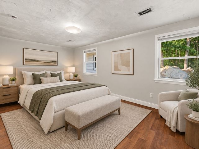 19 Waleco Rd, Brockton, MA 02302
