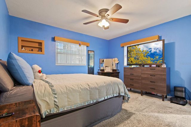 1901 WINCHESTER ROAD N, St Petersburg, FL 33710