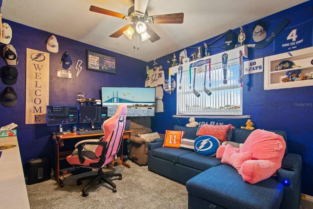 1901 WINCHESTER ROAD N, St Petersburg, FL 33710