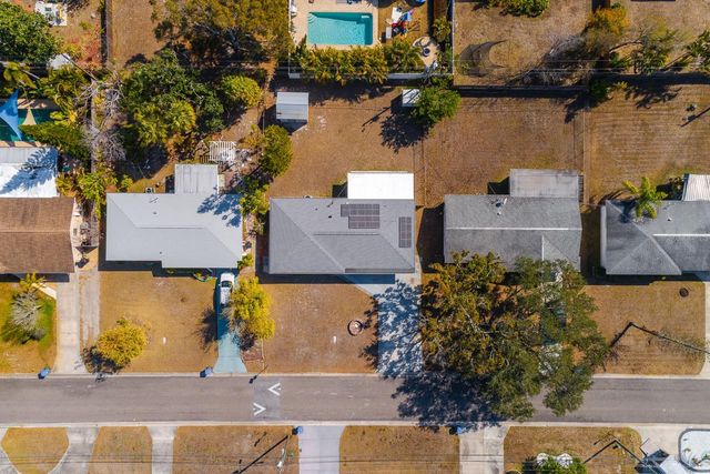 1901 WINCHESTER ROAD N, St Petersburg, FL 33710