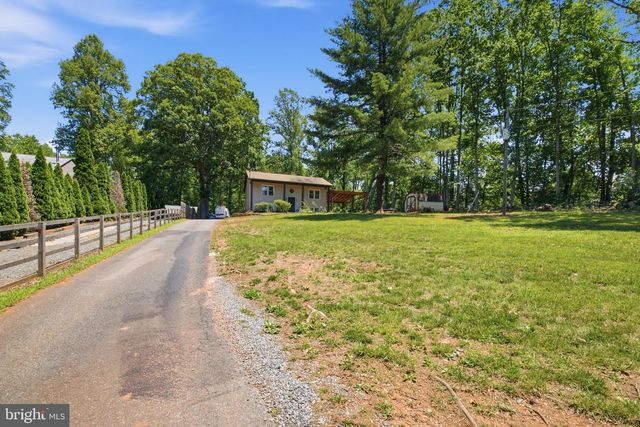 2080 MOUNTAIN VIEW RD, Stafford, VA 22556