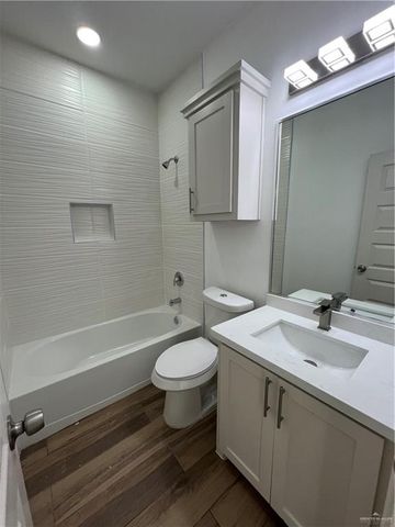 1313 E Hibiscus Avenue, Mcallen, TX 78504