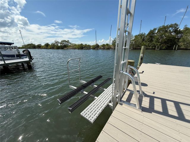 4851 W GANDY BOULEVARD 5C, Tampa, FL 33611