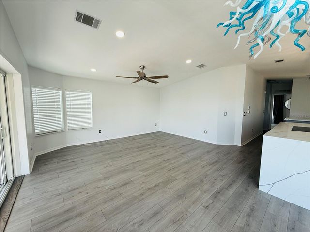 4851 W GANDY BOULEVARD 5C, Tampa, FL 33611