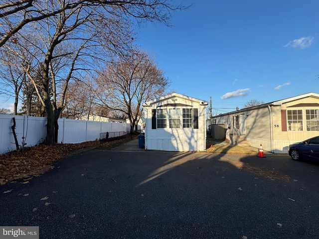 59 RON RD, Hazlet, NJ 07730
