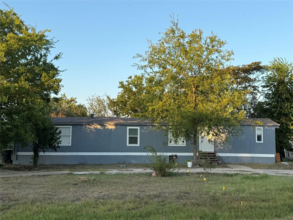 163 Quail Ridge DR, Kyle, TX 78640