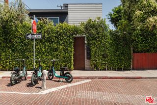 40 18th Avenue, Venice (los Angeles), CA 90291