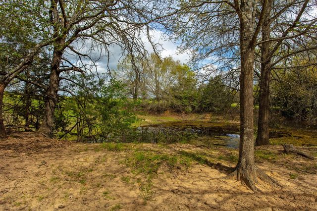 3882 Webb Cemetary Road, Calvert, TX 77837