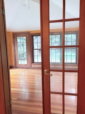 6 Greentree Lane, Newbury, MA 01922