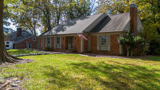201 Maxfield Drive, Paducah, KY 42001
