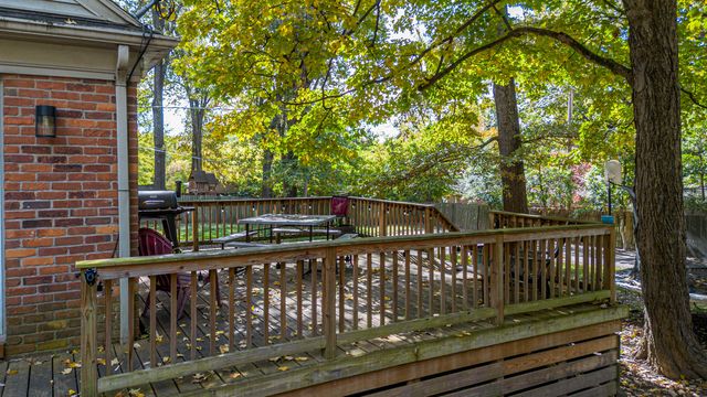 201 Maxfield Drive, Paducah, KY 42001