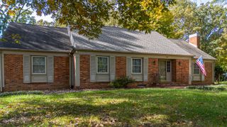 201 Maxfield Drive, Paducah, KY 42001