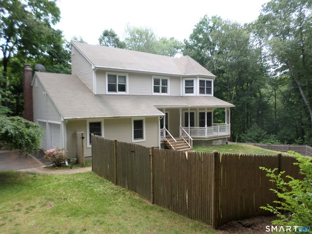 48 Brookview Circle, Manchester, CT 06040