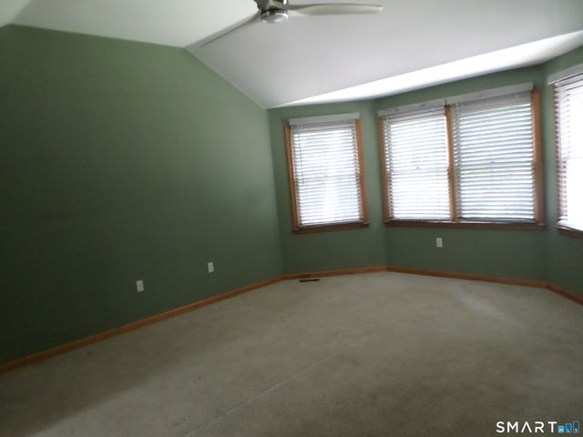48 Brookview Circle, Manchester, CT 06040