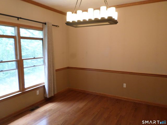 48 Brookview Circle, Manchester, CT 06040