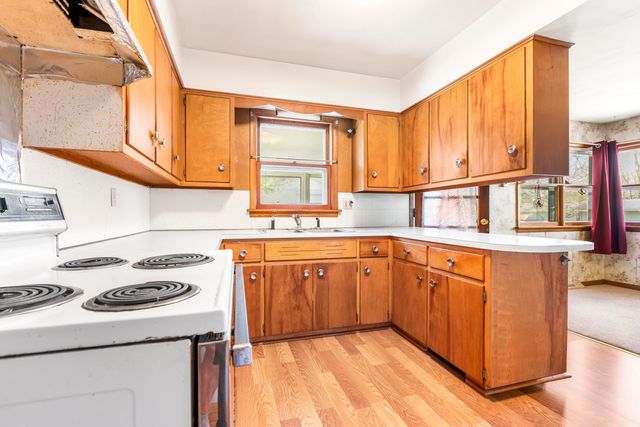 121 Geneva Avenue, Battle Creek City, MI 49037