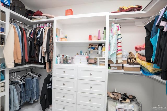 801 Juan Seguin Street, Weslaco, TX 78599