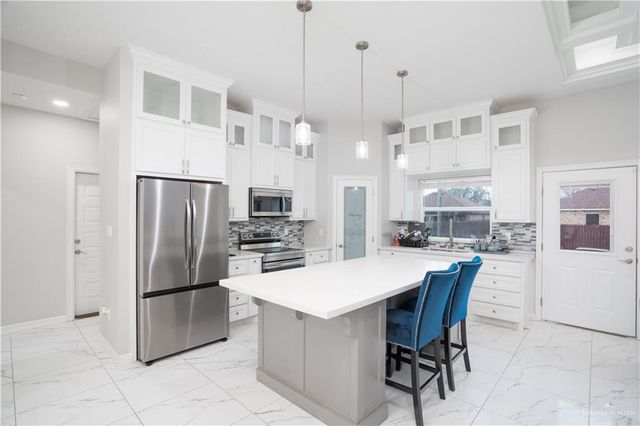 801 Juan Seguin Street, Weslaco, TX 78599