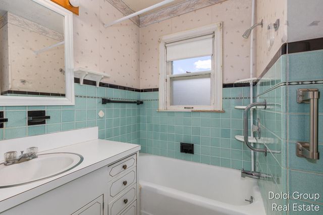 2524 Prairie Street, Wyoming, MI 49519