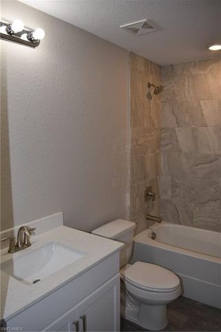 4306 Billingham LN, North Port, FL 34288