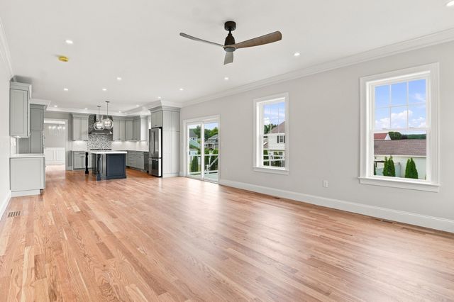 36 Ferullo Drive, Woburn, MA 01801