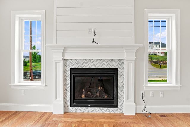 36 Ferullo Drive, Woburn, MA 01801