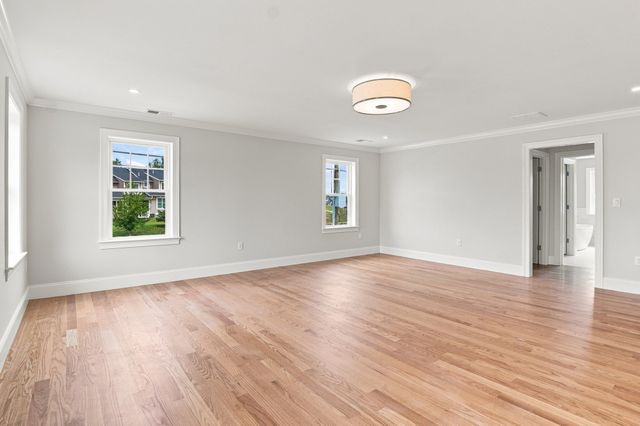 36 Ferullo Drive, Woburn, MA 01801