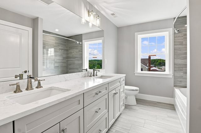 36 Ferullo Drive, Woburn, MA 01801
