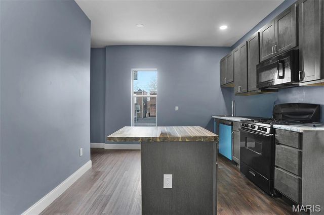 3436 Pennsylvania Avenue, St Louis, MO 63118