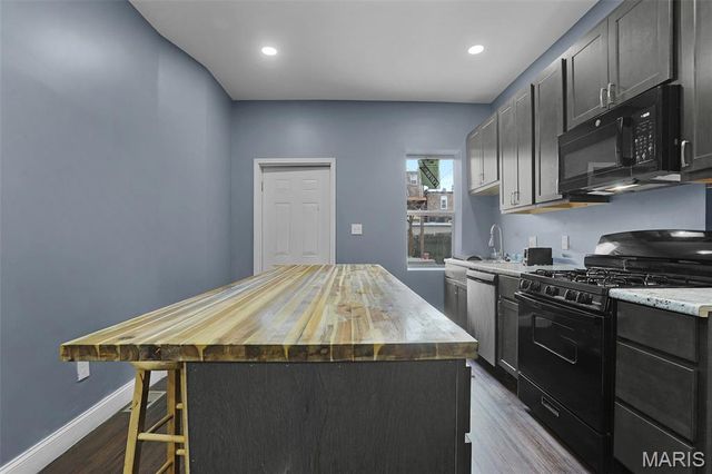 3436 Pennsylvania Avenue, St Louis, MO 63118