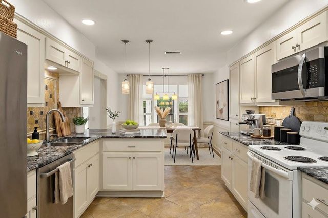 11817 Millwright PKWY, Austin, TX 78750