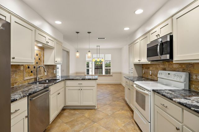11817 Millwright PKWY, Austin, TX 78750