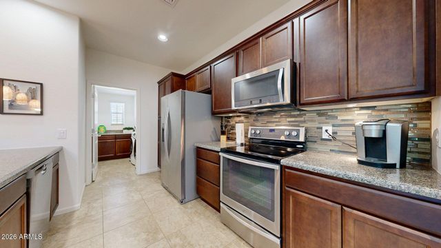 3935 E ROUGH RIDER Road 1270, Phoenix, AZ 85050